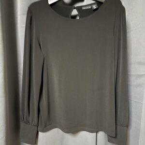 Tahari top